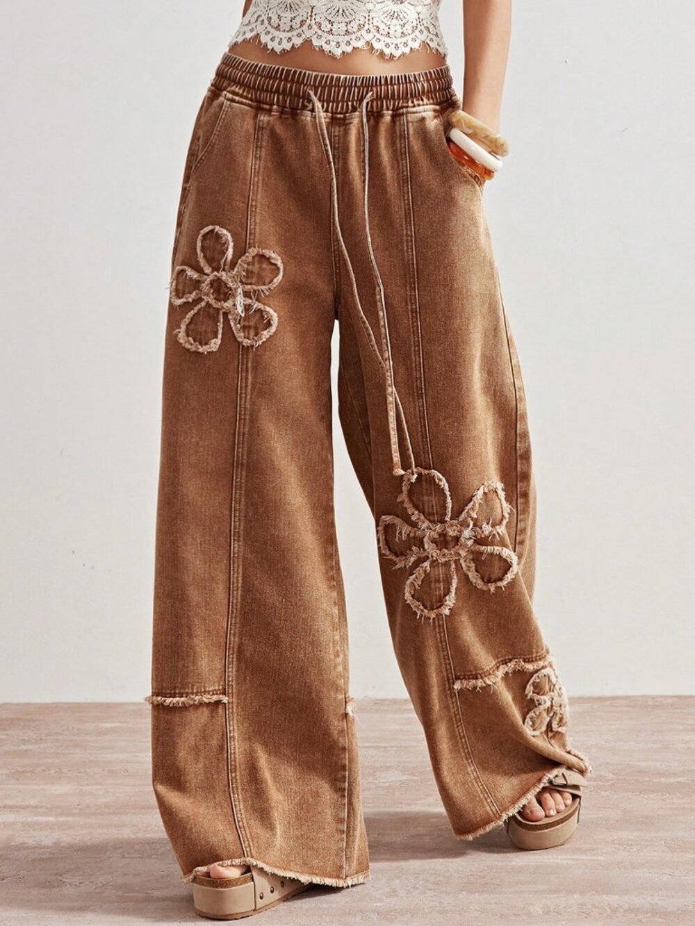 Brown Casual Women's Wide Leg Pants With Plant Patches And Pockets - Picture 4 of 9